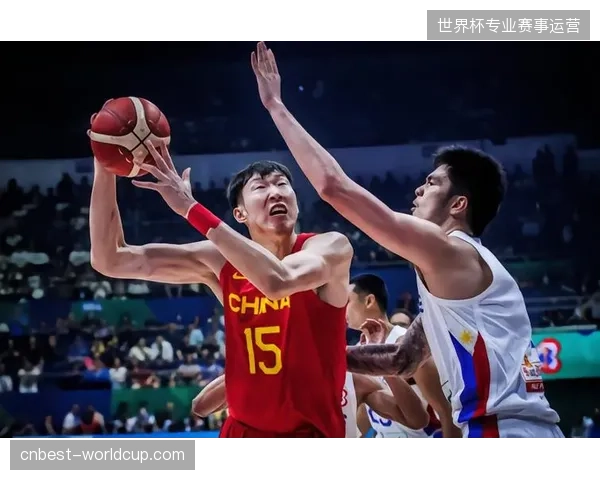 周琦腰椎间盘突出旧伤恢复缓慢，其高强度对抗下的竞技状态引发国家队担忧